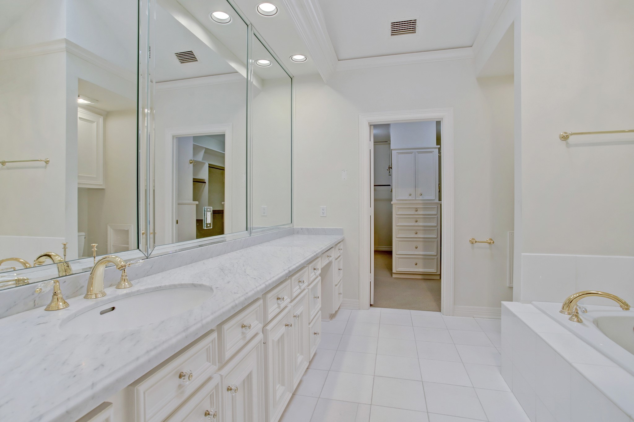 2506 Westgate Drive Drive Houston TX 77019
