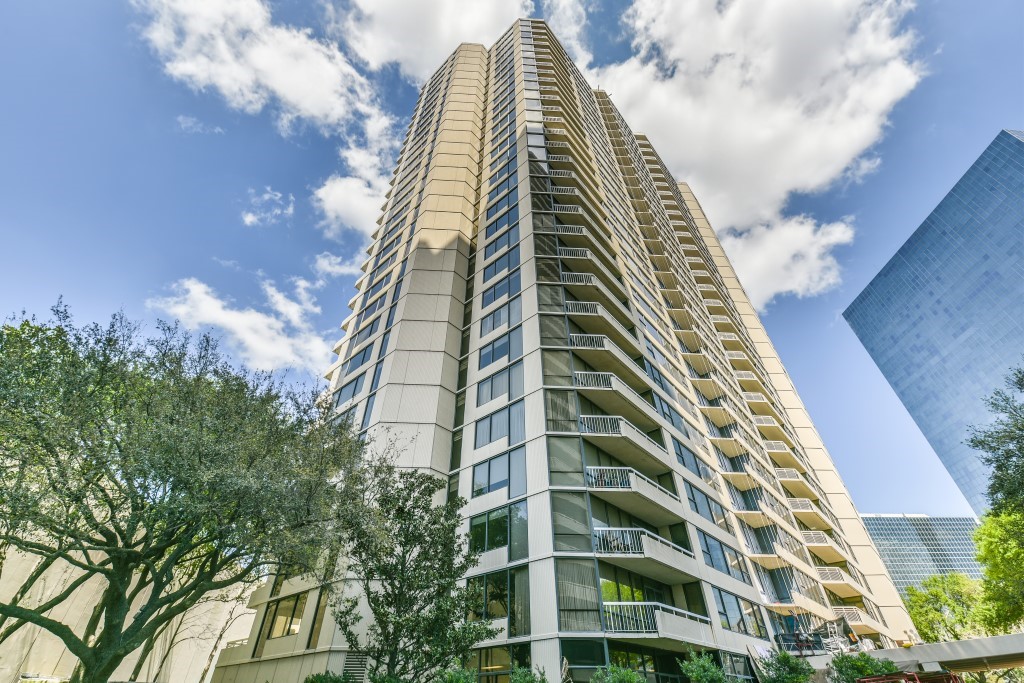 14 Greenway - If you have additional questions regarding 14 Greenway Plaza  in Houston or would like to tour the property with us call 800-660-1022 and reference MLS# 26451519.