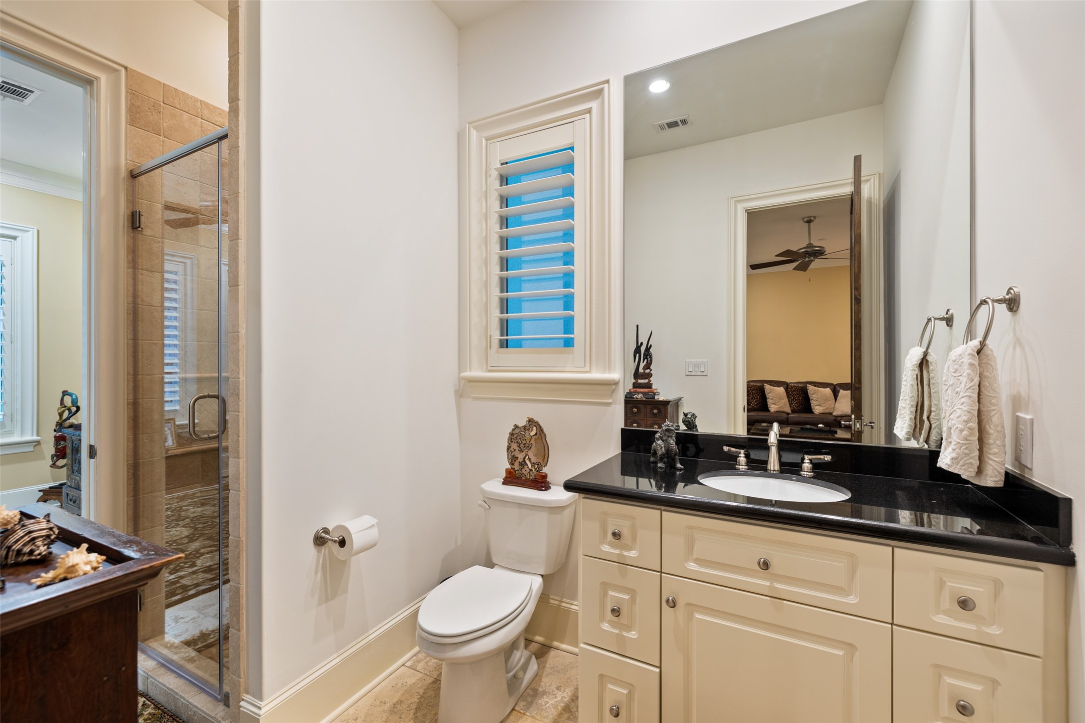 On the first floor, you'll find a windowed full bathroom - If you have additional questions regarding 5318 Paseo Caceres Drive  in Houston or would like to tour the property with us call 800-660-1022 and reference MLS# 10217676.