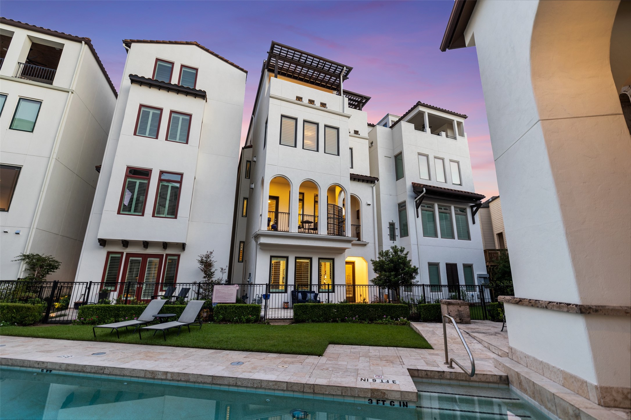 5318 Paseo Caceres Drive Drive Houston TX 77007