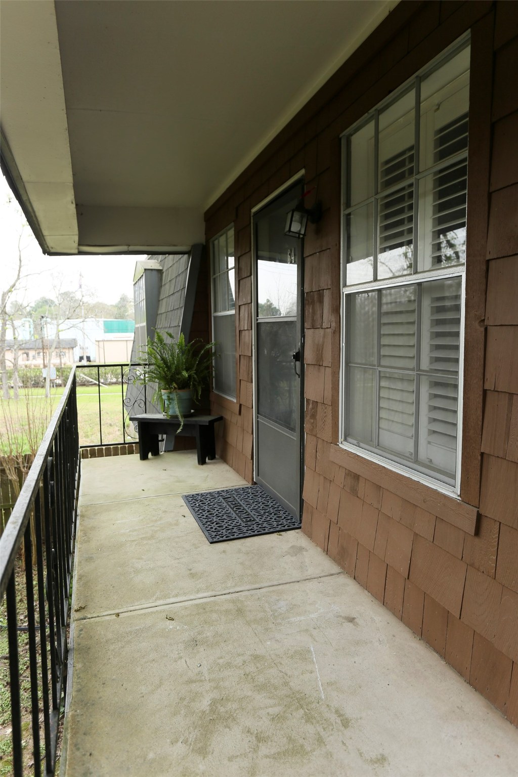Can decorate your balcony in the corner. - If you have additional questions regarding 9017 Gaylord Drive  in Houston or would like to tour the property with us call 800-660-1022 and reference MLS# 73330240.