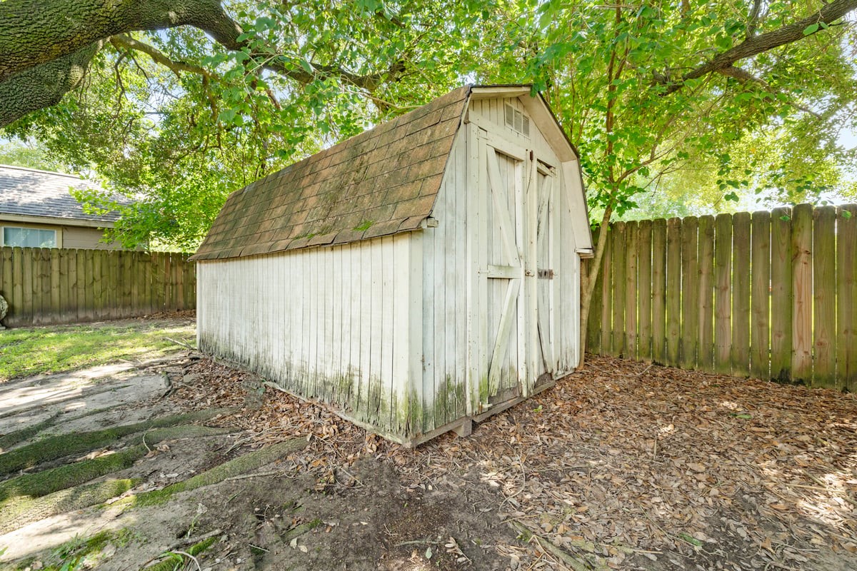 11731 Apple Bough Circle  Circle Houston TX 77067