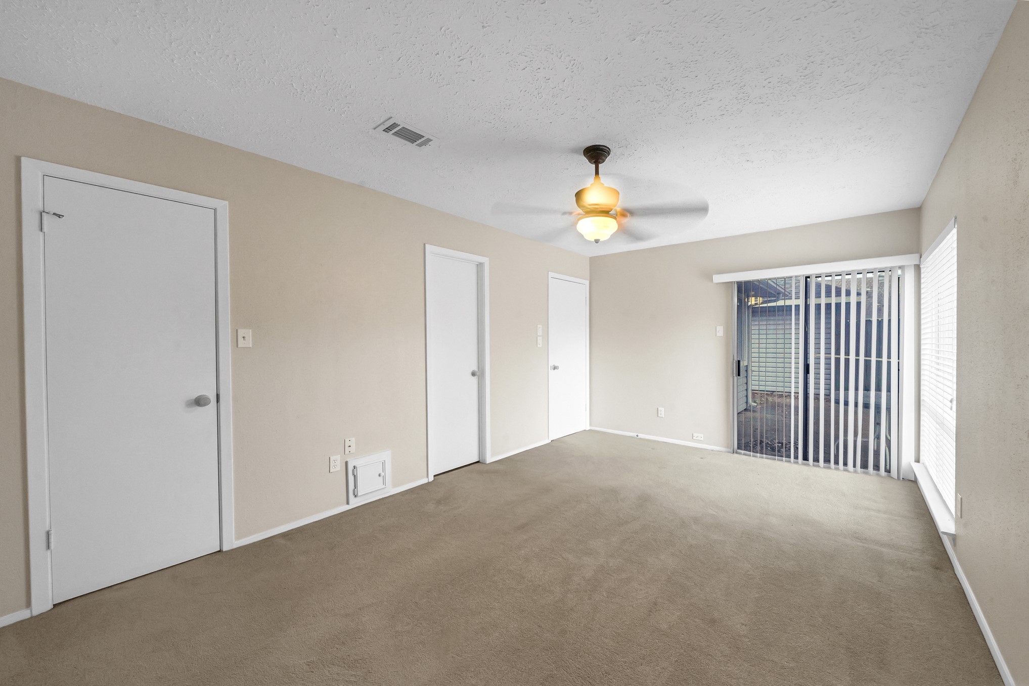 If you have additional questions regarding 9227 Goodmeadow Drive  in Houston or would like to tour the property with us call 800-660-1022 and reference MLS# 36568406.
