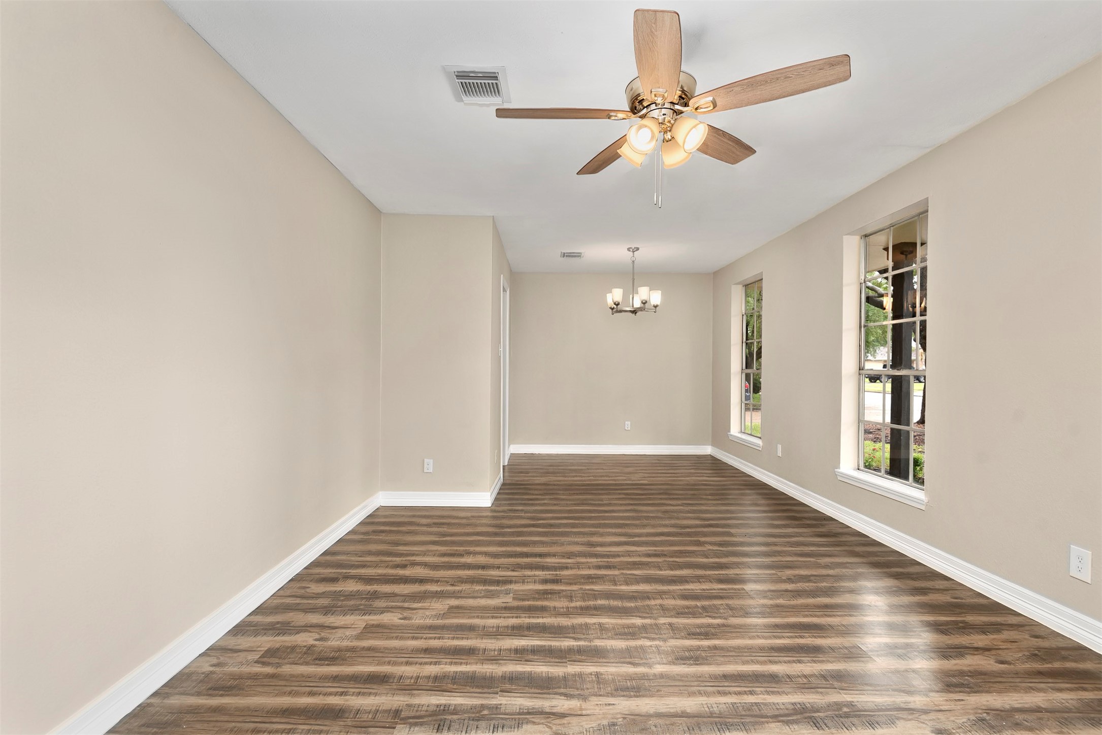 If you have additional questions regarding 11011 Sagewillow Lane  in Houston or would like to tour the property with us call 800-660-1022 and reference MLS# 93340690.