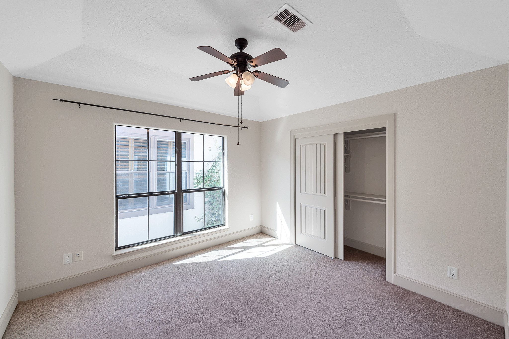 1802 W 25th Street Street Houston TX 77008