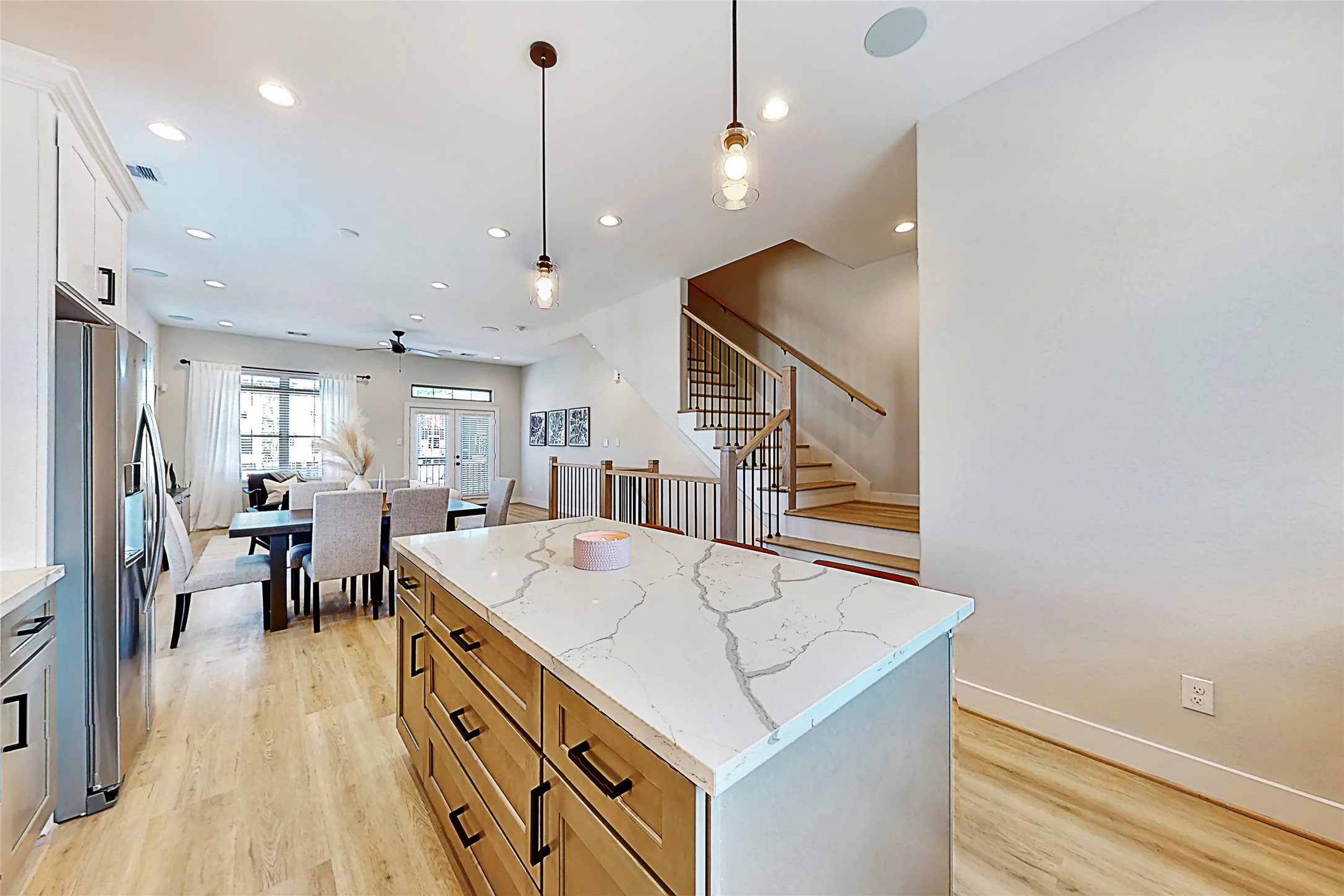 3711 Creekmont Gardens Lane Lane Houston TX 77091