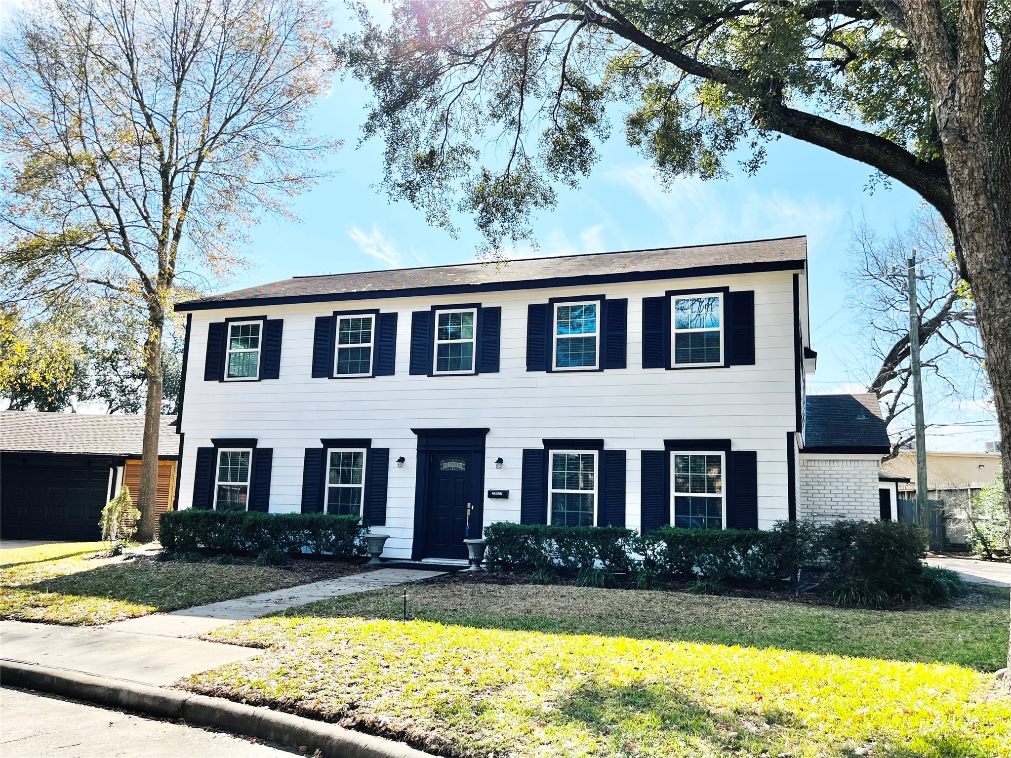 If you have additional questions regarding 14023 Taylorcrest Road  in Houston or would like to tour the property with us call 800-660-1022 and reference MLS# 42801482.