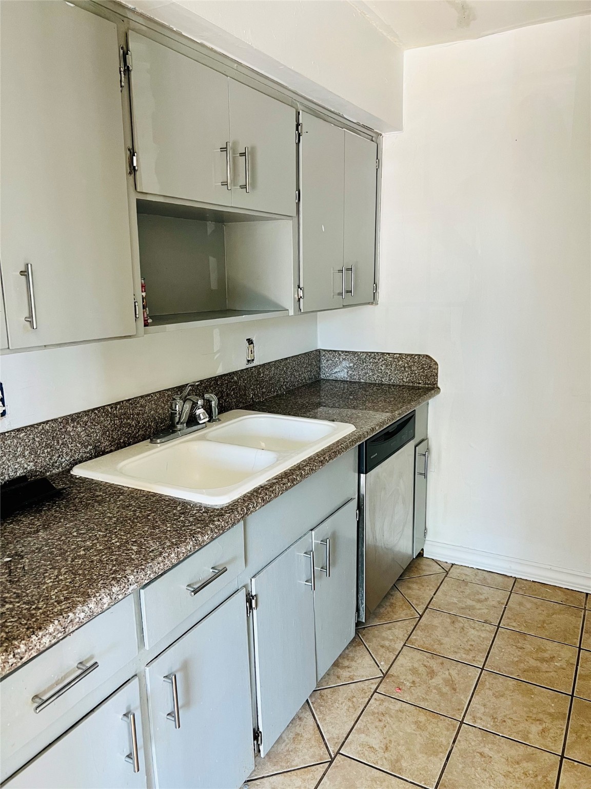7510 Shadyvilla Lane Lane Houston TX 77055