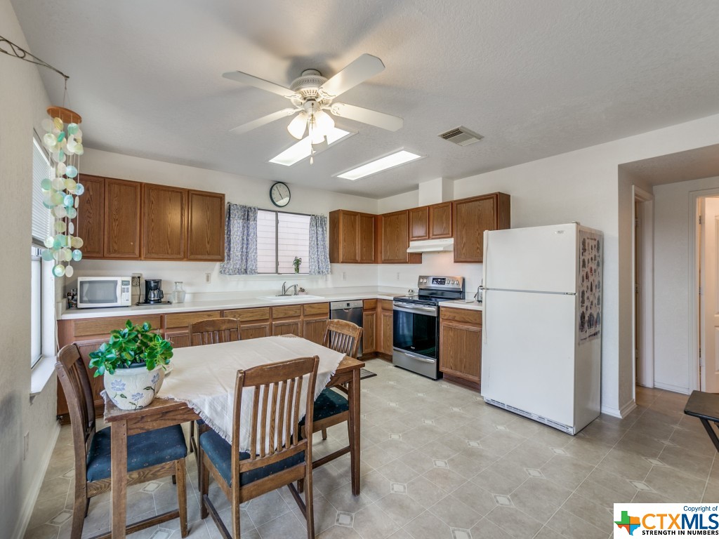 If you have additional questions regarding 7010 Elusive Pass  in San Antonio or would like to tour the property with us call 800-660-1022 and reference MLS# 489187.
