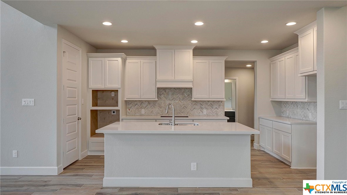 2122 Dalhart San Antonio TX 78253