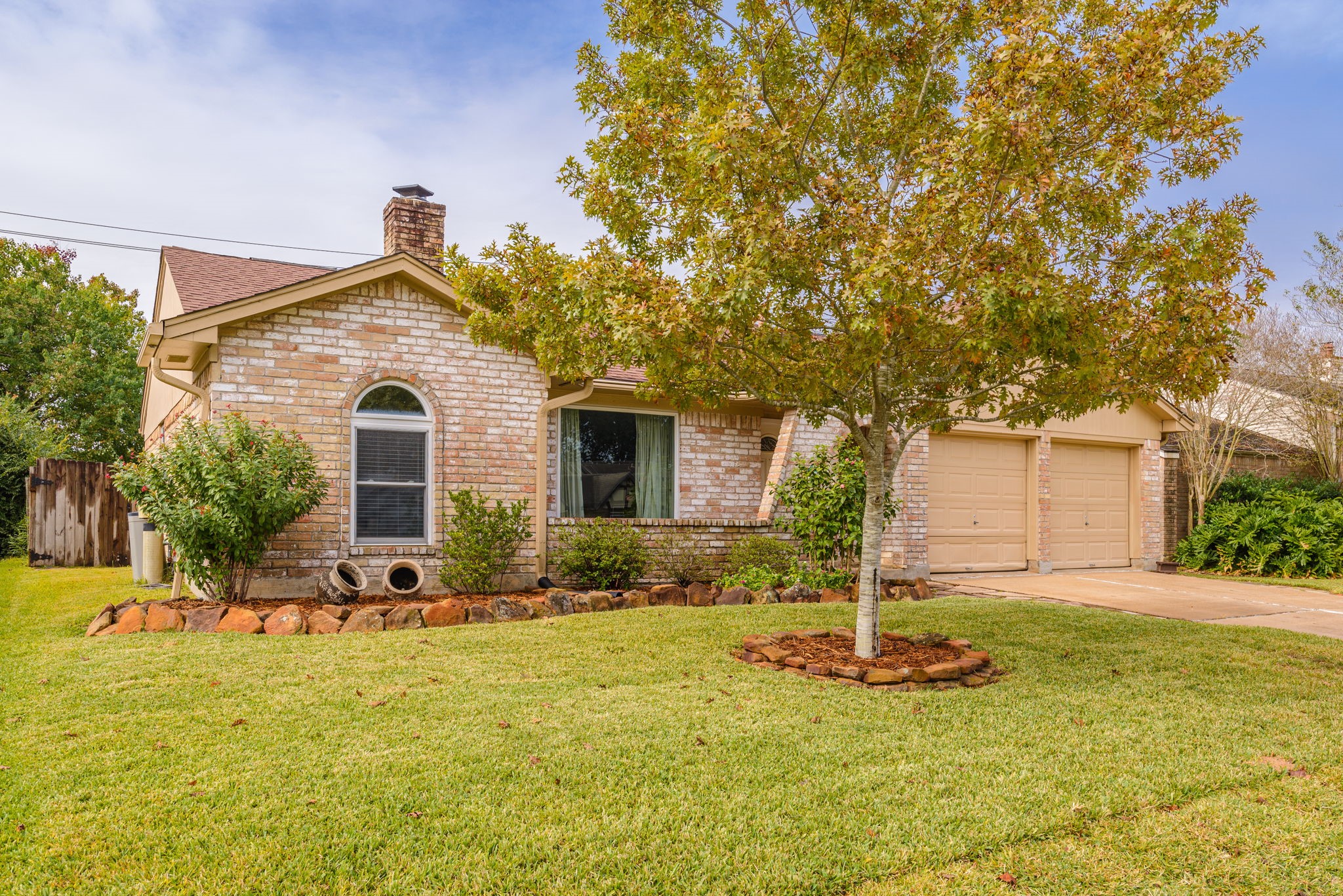 Great curb appeal and great neighbors - If you have additional questions regarding 15446 Peermont Street  in Houston or would like to tour the property with us call 800-660-1022 and reference MLS# 86166354.
