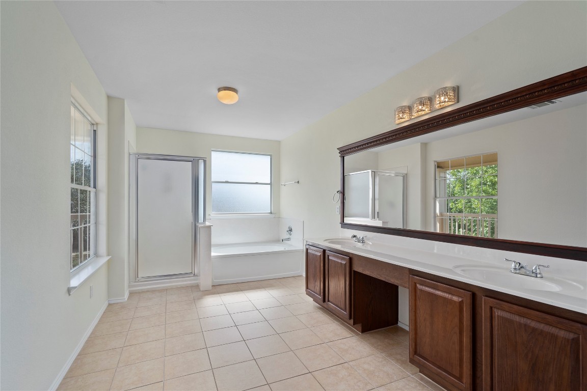 Primary Bathroom - If you have additional questions regarding 11804 Gaelic Drive  in Austin or would like to tour the property with us call 800-660-1022 and reference MLS# 4282718.