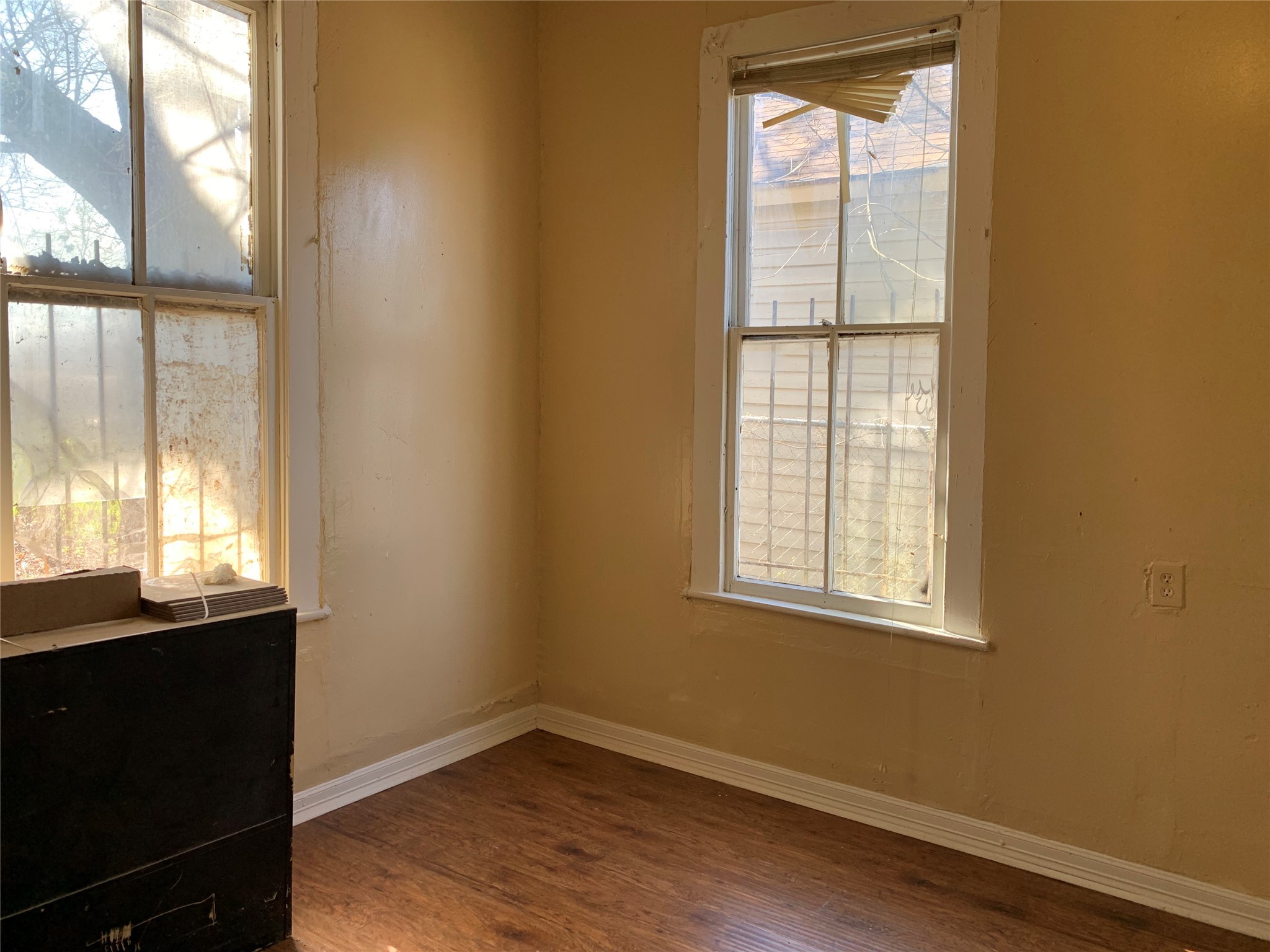 If you have additional questions regarding 2614 Lee Street  in Houston or would like to tour the property with us call 800-660-1022 and reference MLS# 77080052.