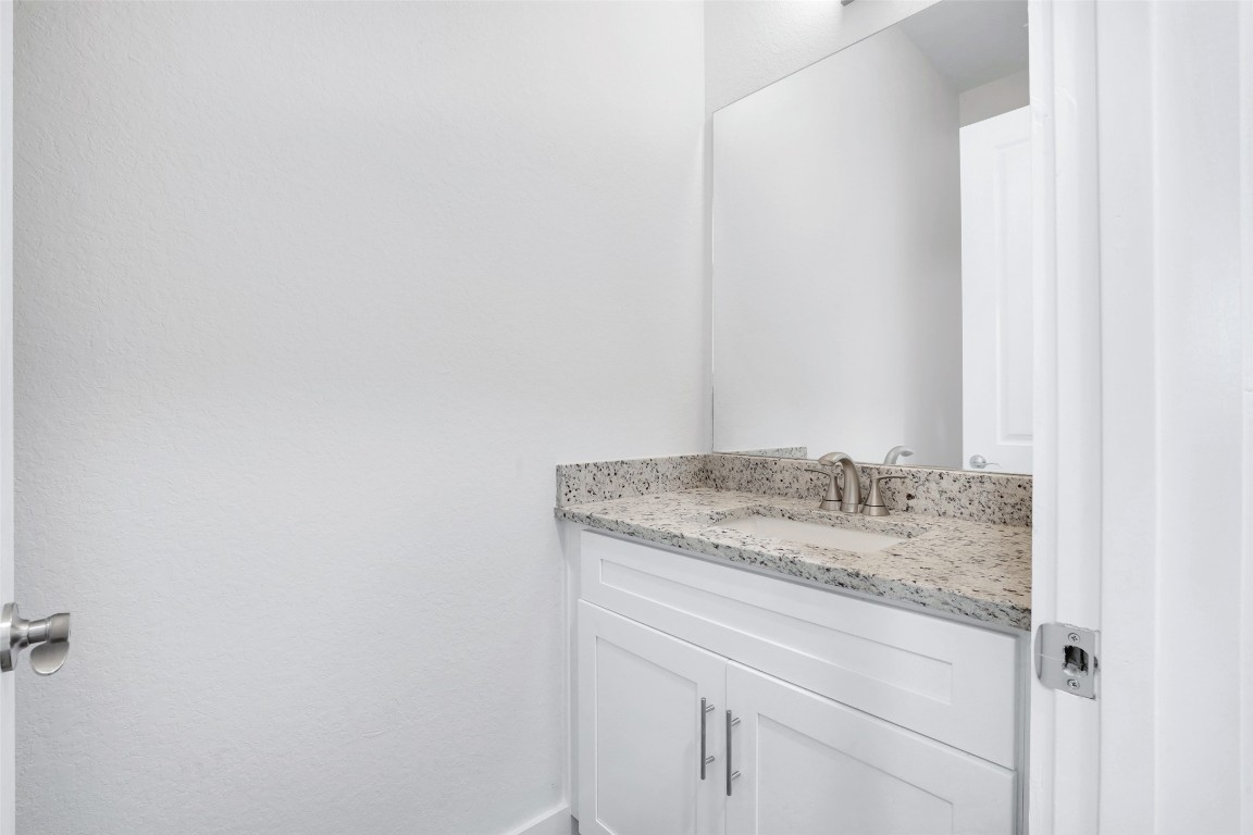 192 PR 2773 E San Antonio TX 78056