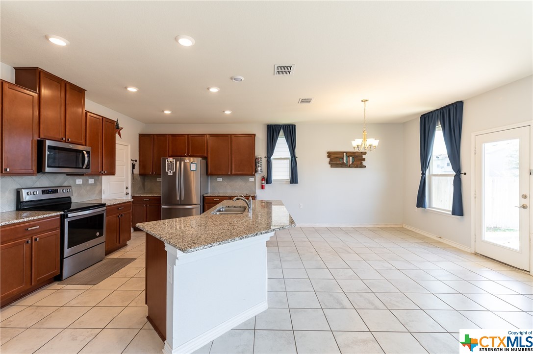 7351 BlUEBONNET BAY San Antonio TX 78218