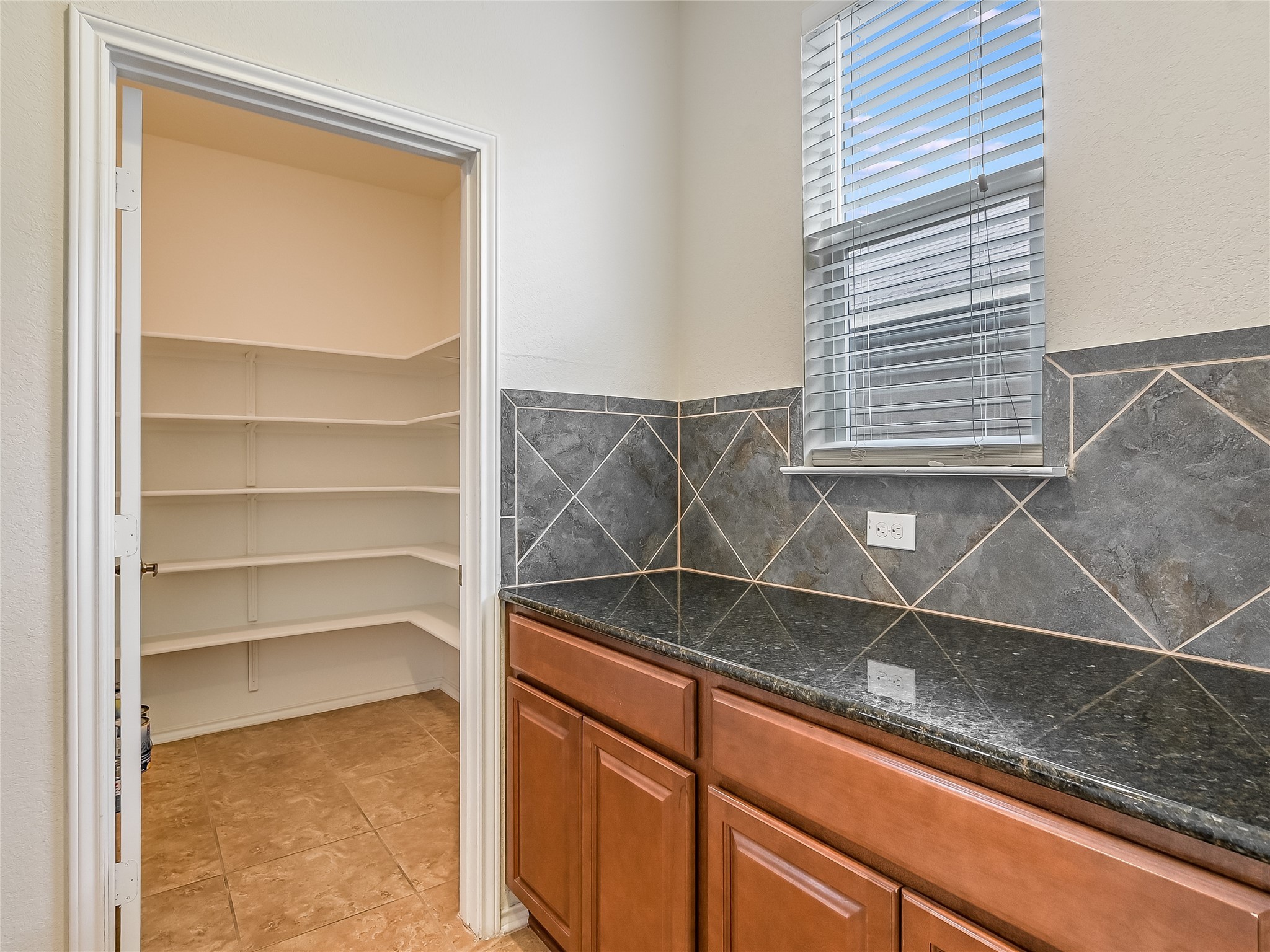 If you have additional questions regarding 7423 Magnolia Bluff  in San Antonio or would like to tour the property with us call 800-660-1022 and reference MLS# 10610814.