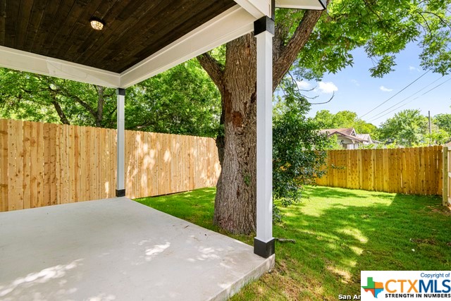 214 connelly Street Street San Antonio TX 78203