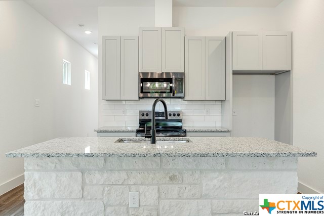 214 connelly Street Street San Antonio TX 78203