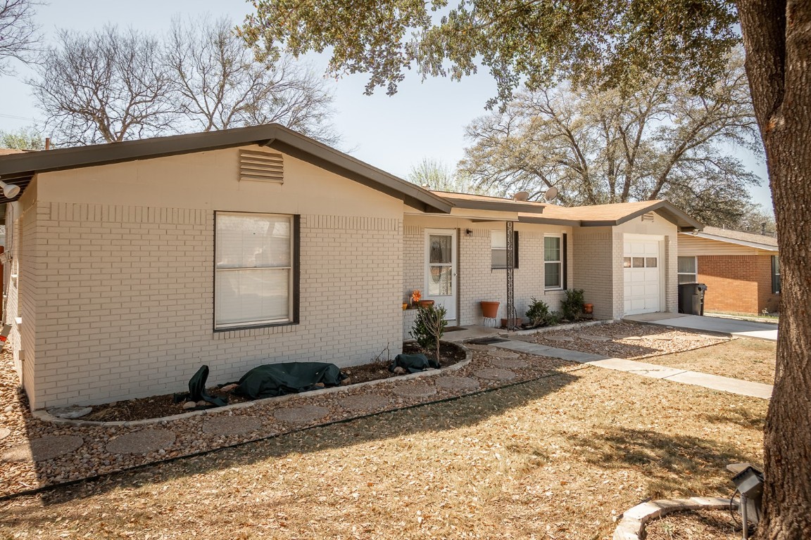 4318 Waikiki San Antonio TX 78218