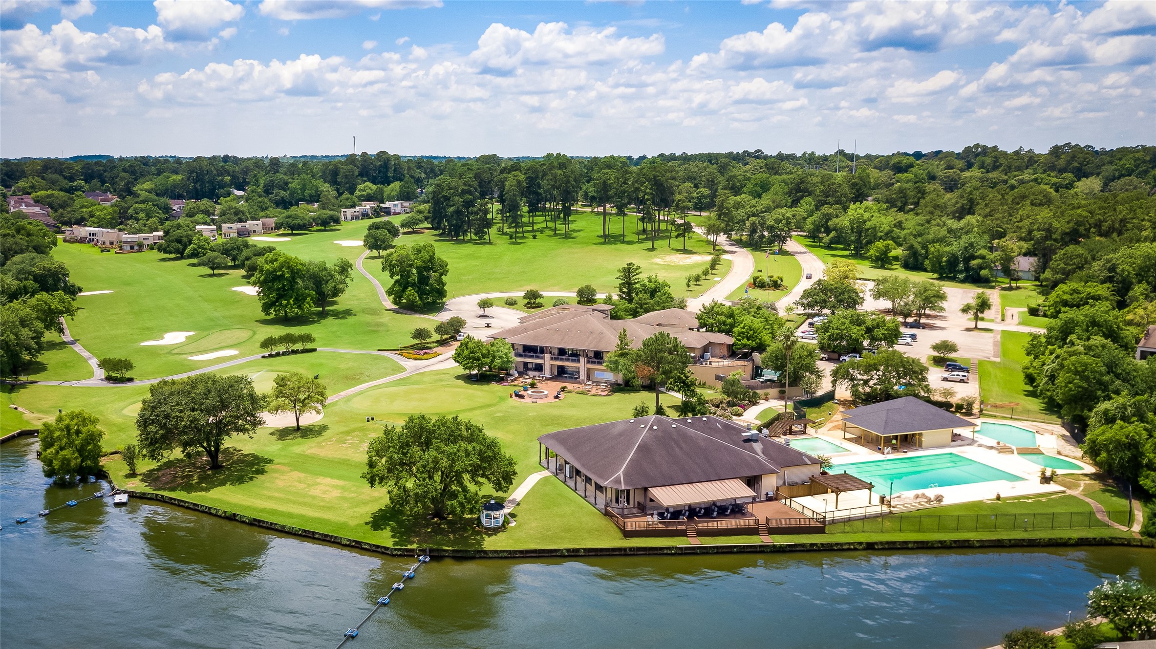 April Sound Country Club and pools - If you have additional questions regarding 190 Park Way  in Montgomery or would like to tour the property with us call 800-660-1022 and reference MLS# 70087213.