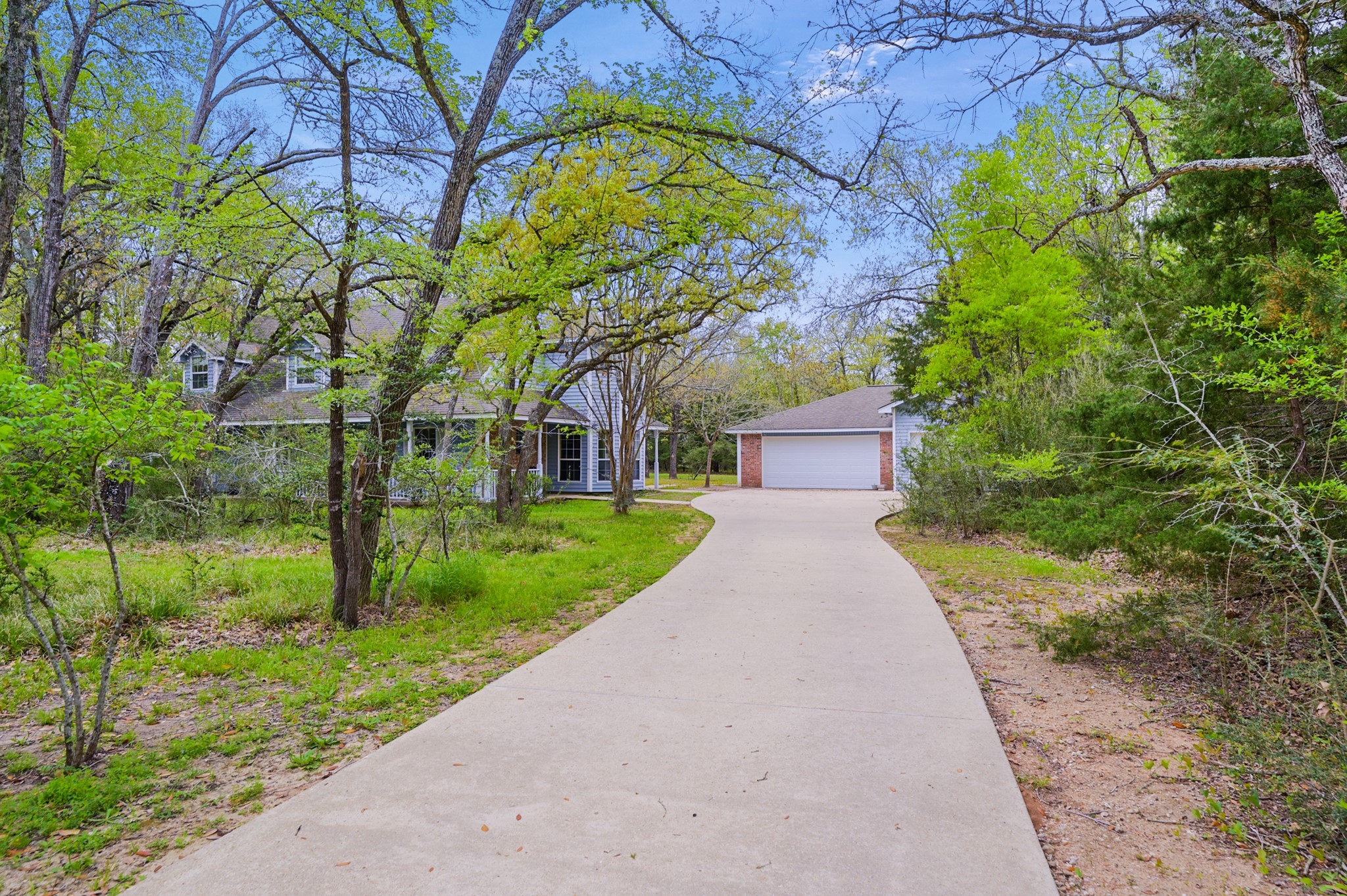 If you have additional questions regarding 2100 Farley  in Bryan or would like to tour the property with us call 800-660-1022 and reference MLS# 83865366.