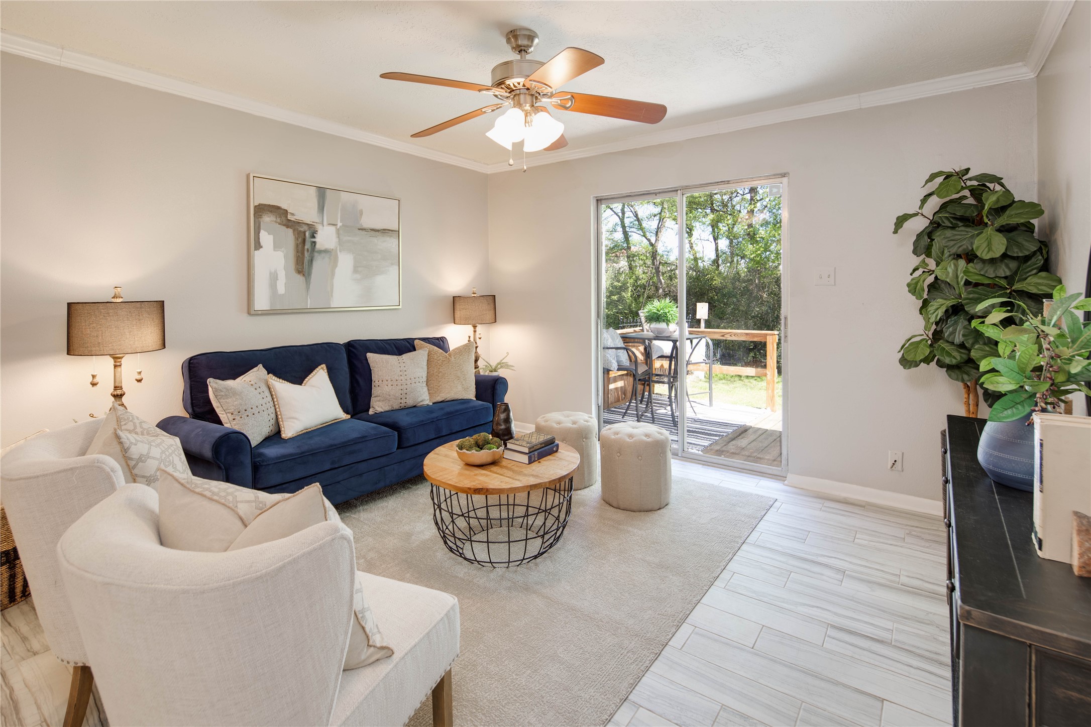 Bright living area - If you have additional questions regarding 2835 Oakside Drive  in Bryan or would like to tour the property with us call 800-660-1022 and reference MLS# 38572652.