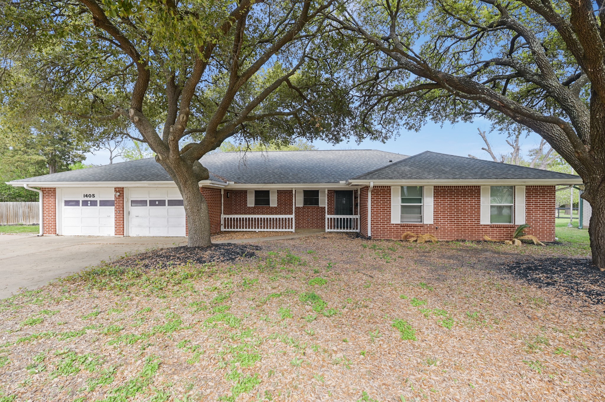 If you have additional questions regarding 1405 Woodland Drive  in Bryan or would like to tour the property with us call 800-660-1022 and reference MLS# 66146074.