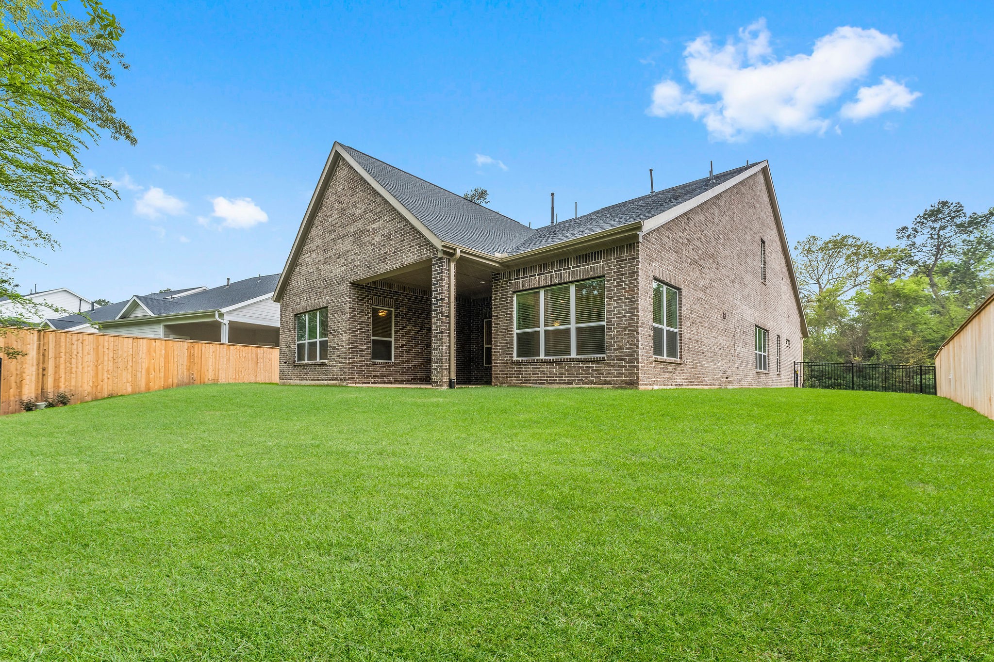 121 Sanderling Lane Lane Montgomery TX 77316