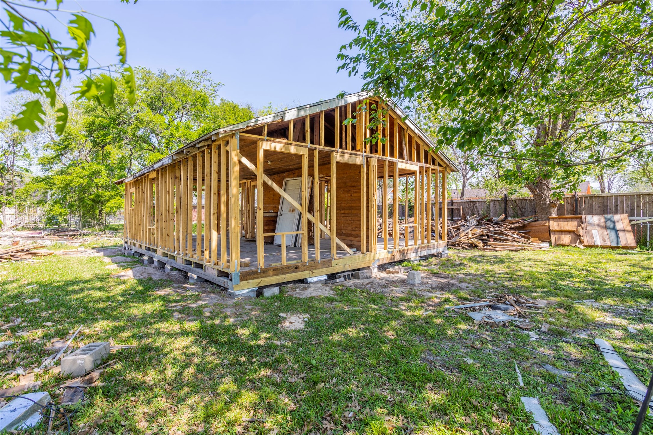If you have additional questions regarding 8037 Sexton Street  in Houston or would like to tour the property with us call 800-660-1022 and reference MLS# 35478163.