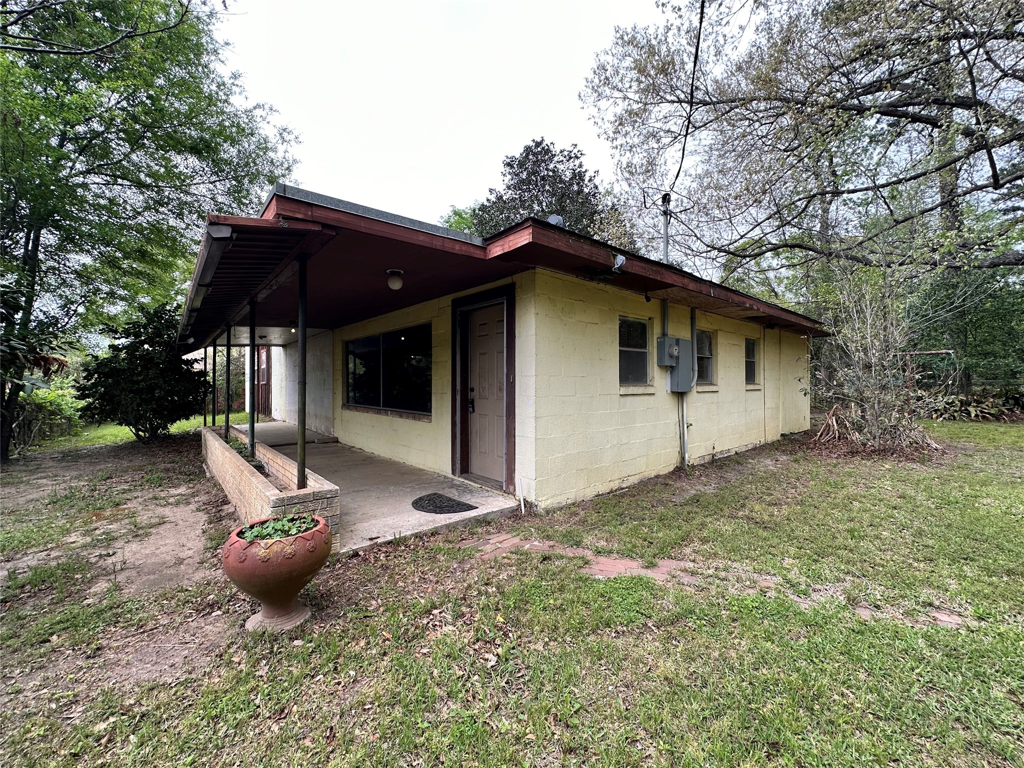 3135 S FM 92 Woodville TX 75979