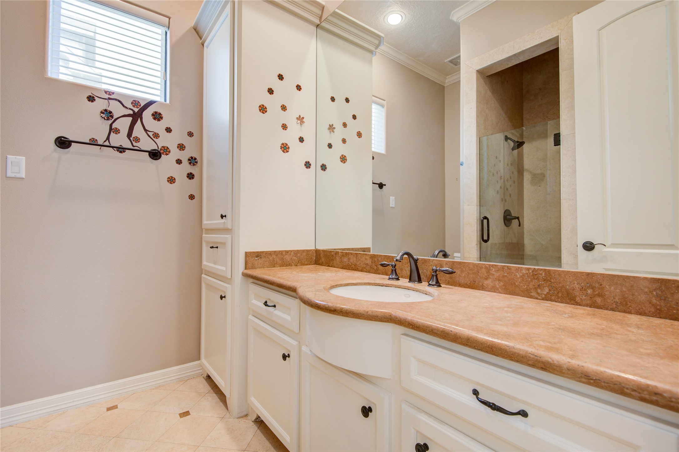 4602 Holt Street Street Bellaire TX 77401