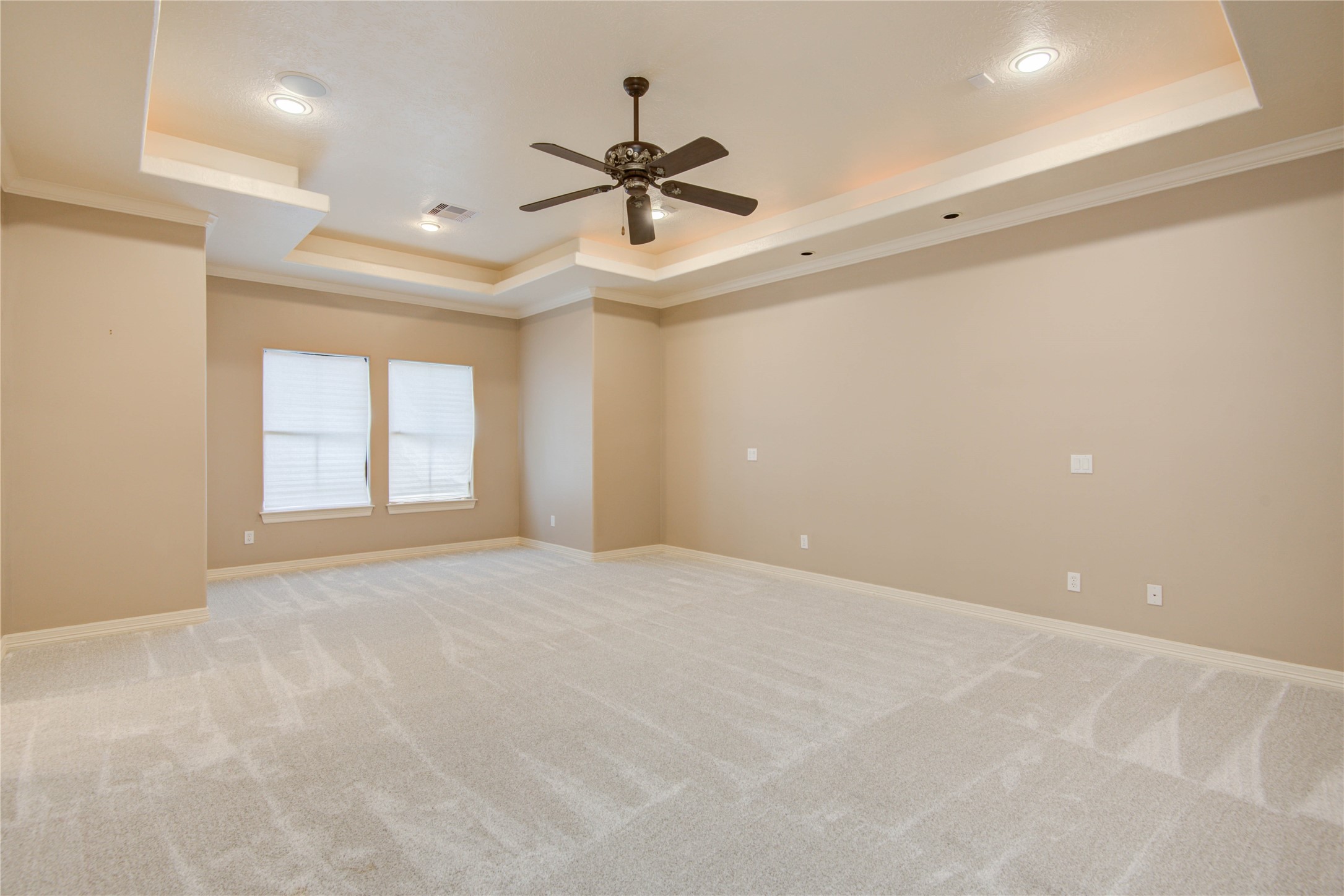 Large Primary suite with sitting area - If you have additional questions regarding 4602 Holt Street  in Bellaire or would like to tour the property with us call 800-660-1022 and reference MLS# 95627903.