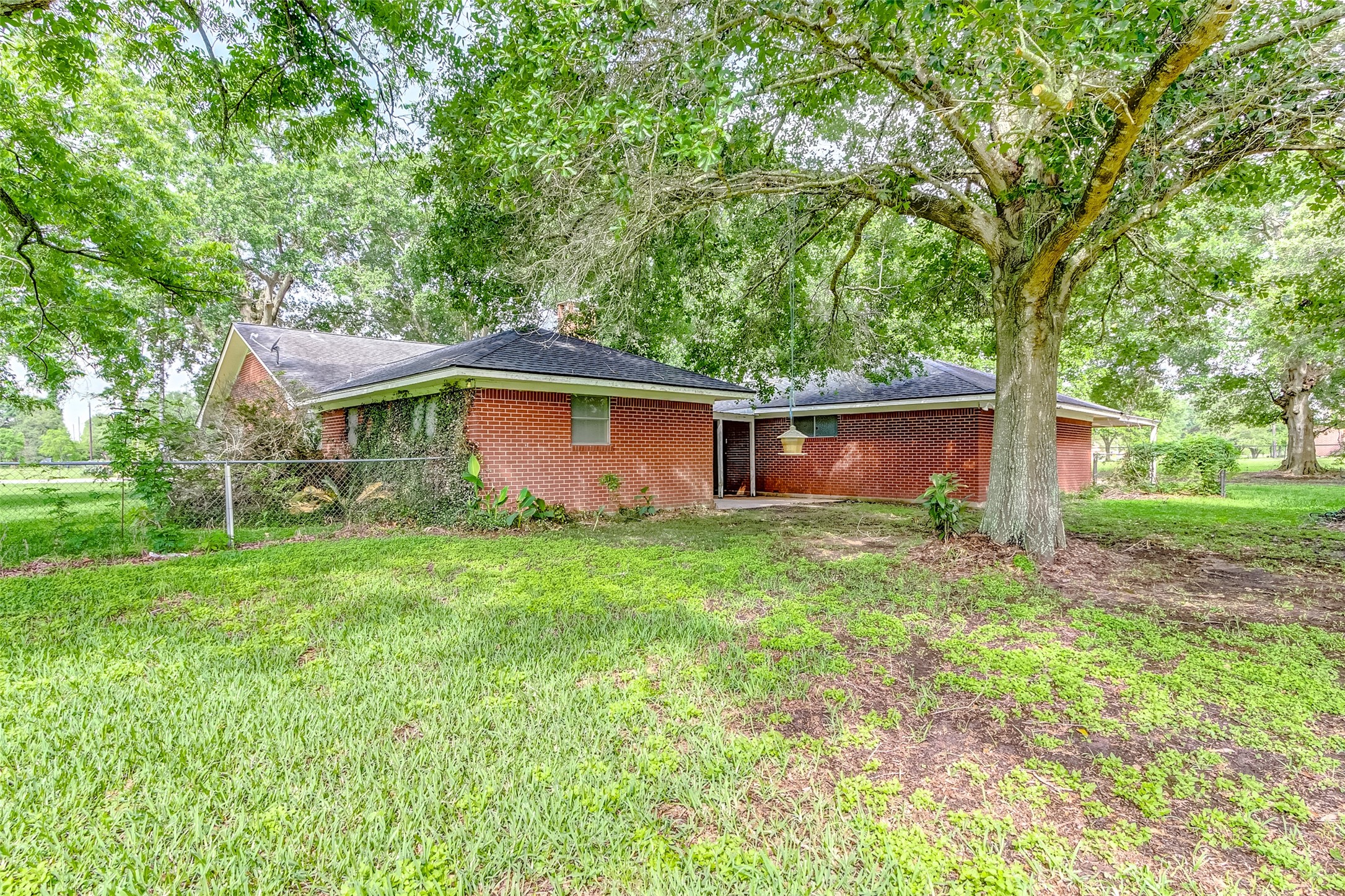 If you have additional questions regarding 1416 Woody Lane  in Sealy or would like to tour the property with us call 800-660-1022 and reference MLS# 52741483.