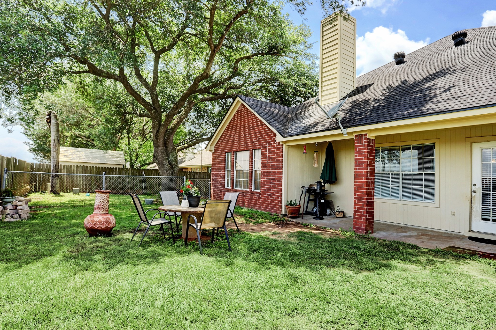 390 QUAIL BEND Sealy TX 77474
