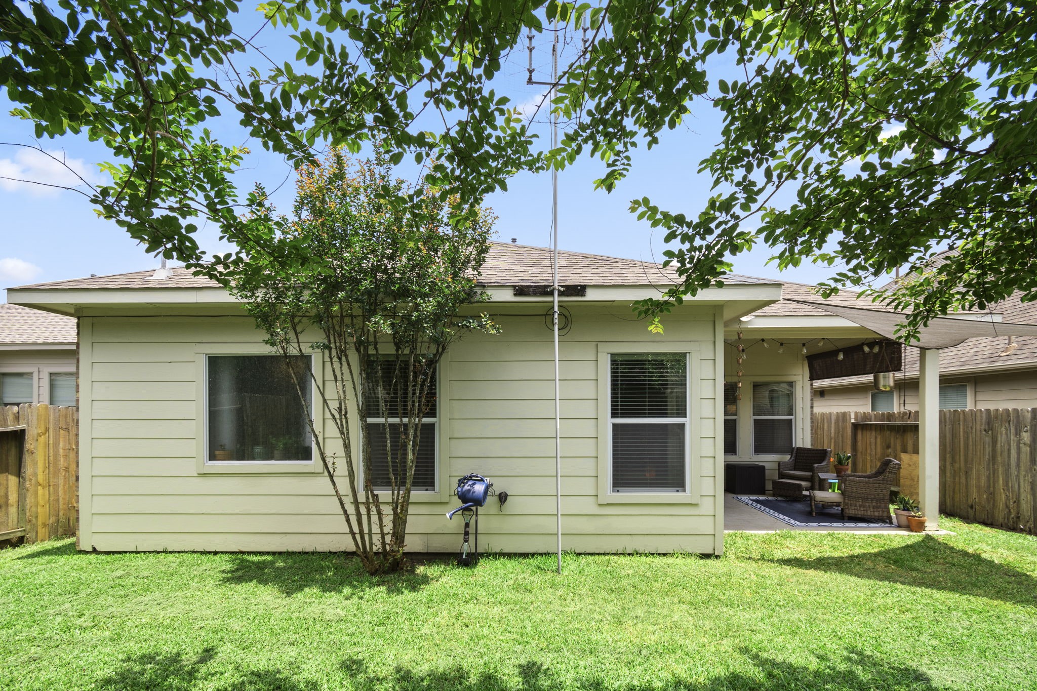 If you have additional questions regarding 27523 Gatlin Lane  in Spring or would like to tour the property with us call 800-660-1022 and reference MLS# 22577904.