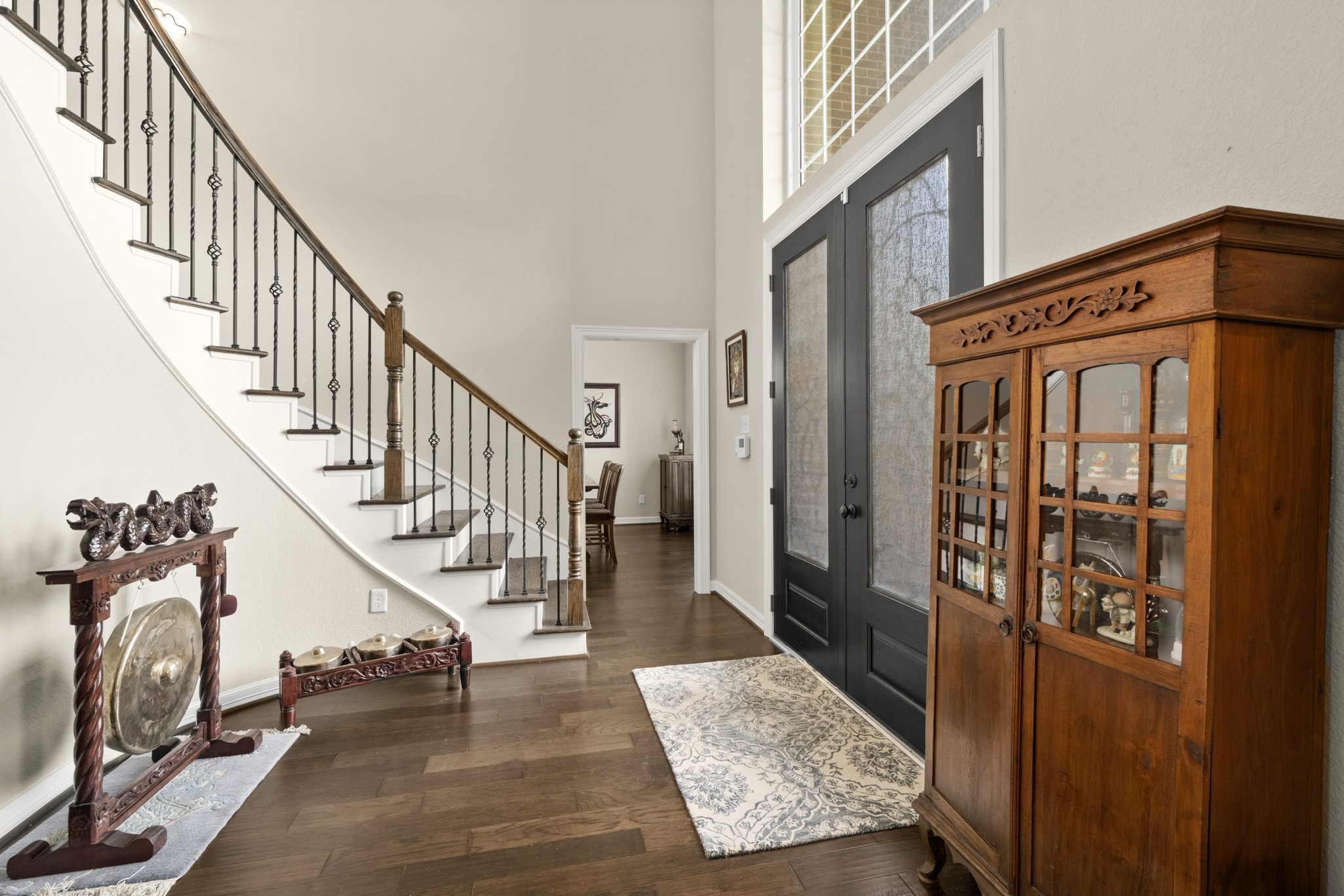 Another view of this airy foyer! - If you have additional questions regarding 16211 Lafone Drive  in Spring or would like to tour the property with us call 800-660-1022 and reference MLS# 42440258.