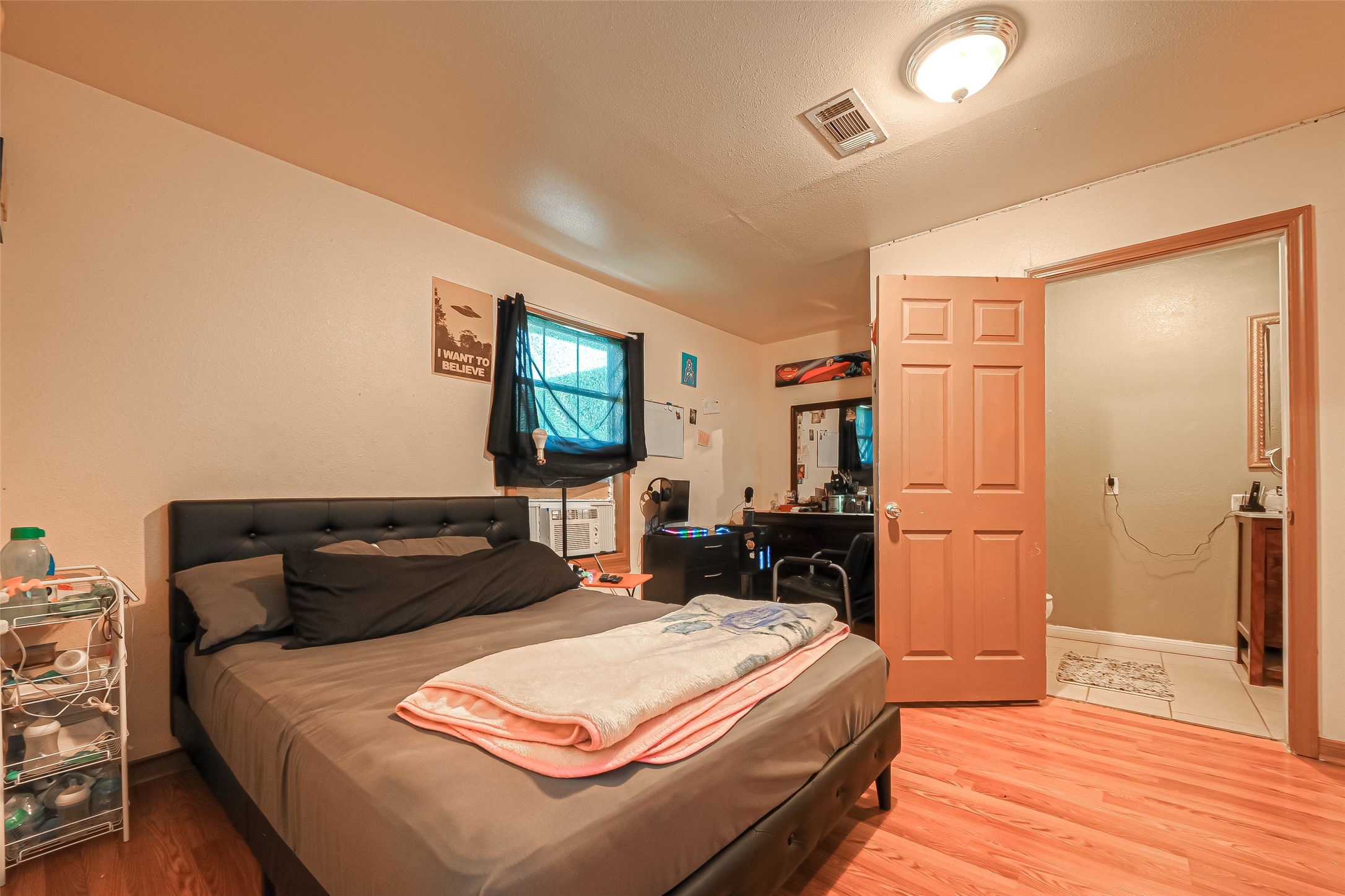 Bedroom #4 - If you have additional questions regarding 122 W Sterling Street  in Baytown or would like to tour the property with us call 800-660-1022 and reference MLS# 98485441.