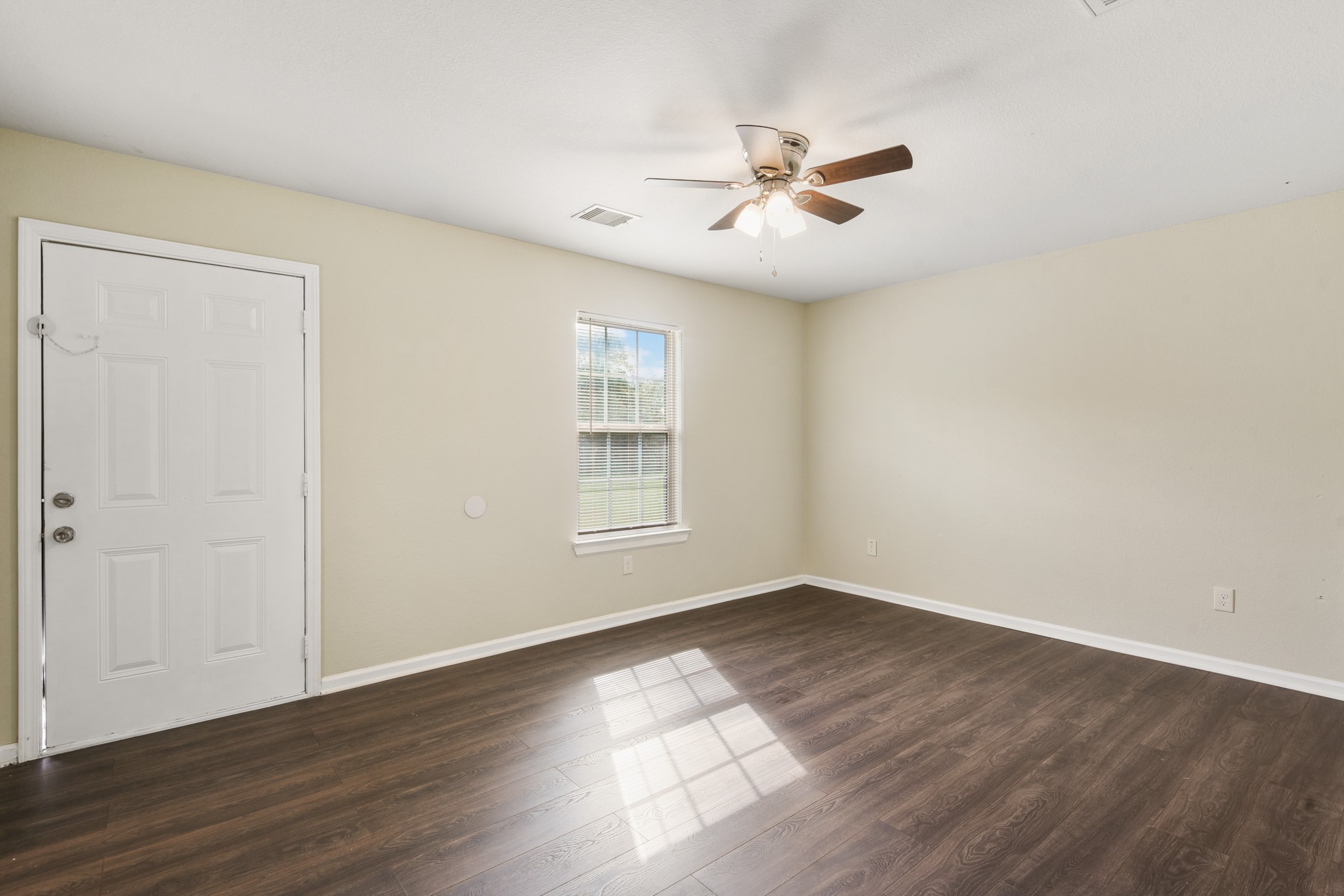 121 Craig Street Street Baytown TX 77521