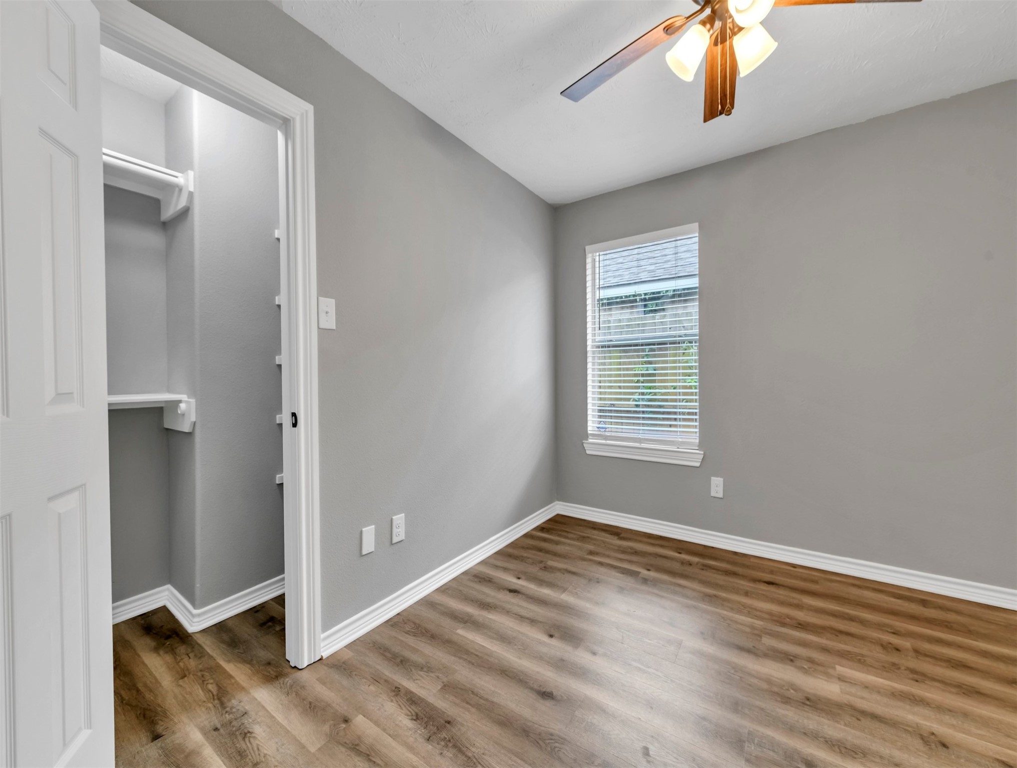 secondary bedroom with walk in closet - If you have additional questions regarding 14915 Sparks Court  in Baytown or would like to tour the property with us call 800-660-1022 and reference MLS# 16989734.