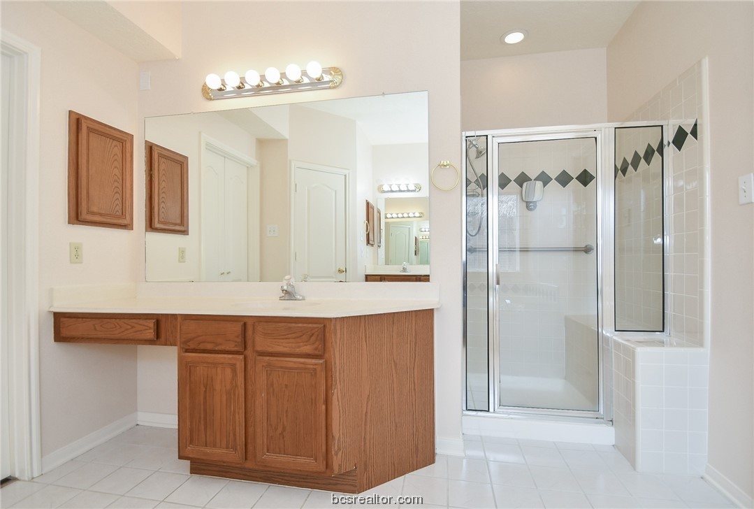 MASTER BATH - If you have additional questions regarding 4420 IRONWOOD DR  in Baytown or would like to tour the property with us call 800-660-1022 and reference MLS# 23007425.