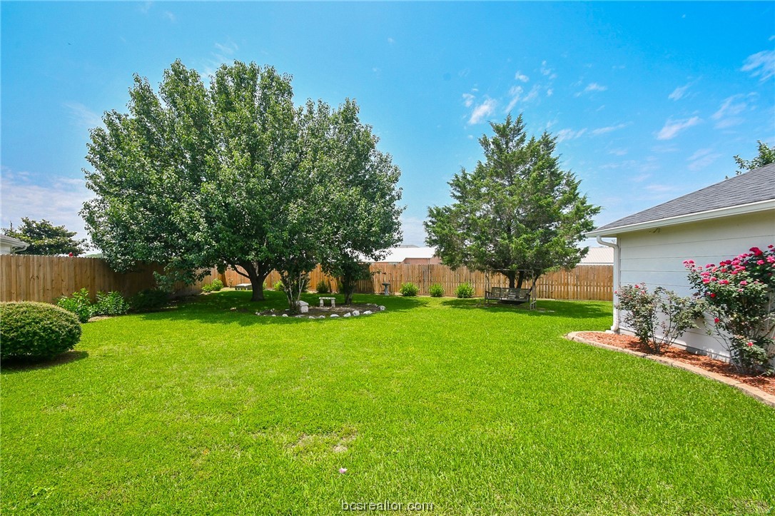 BACKYARD - If you have additional questions regarding 4420 IRONWOOD DR  in Baytown or would like to tour the property with us call 800-660-1022 and reference MLS# 23007425.