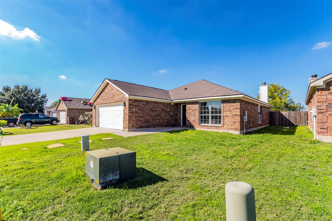413 Summerside Avenue Avenue Lockhart TX 78644