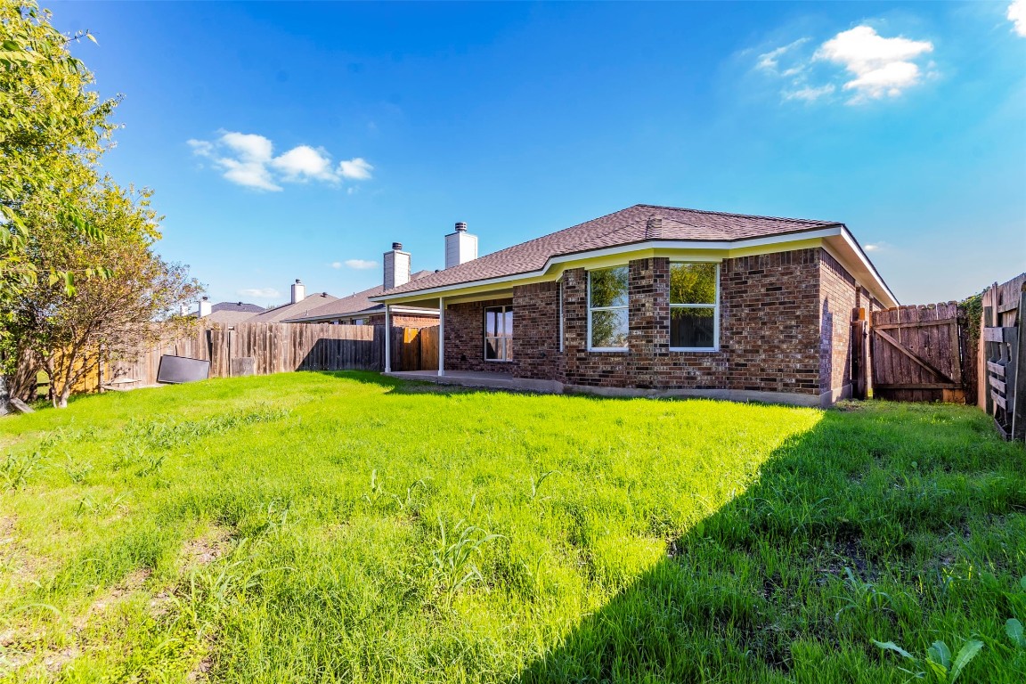 413 Summerside Avenue Avenue Lockhart TX 78644