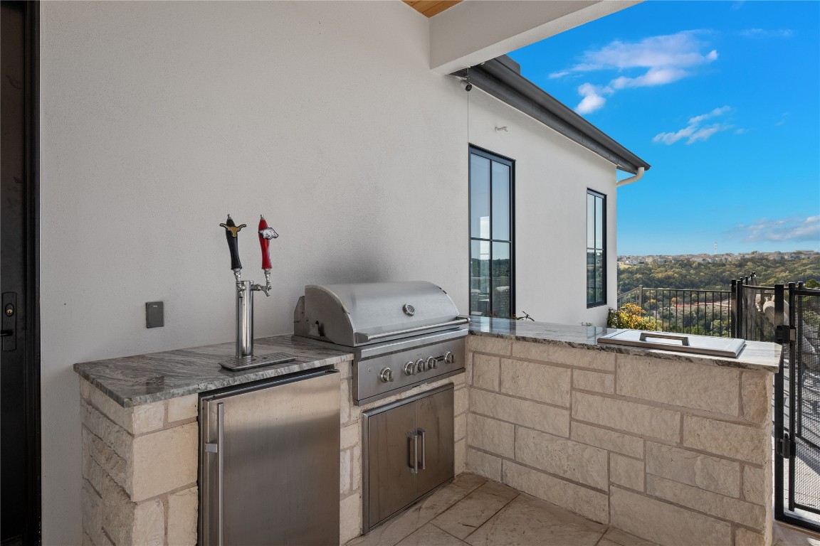 Primary Suite - If you have additional questions regarding 488 Primo Fiore Terrace  in Austin or would like to tour the property with us call 800-660-1022 and reference MLS# 6483601.