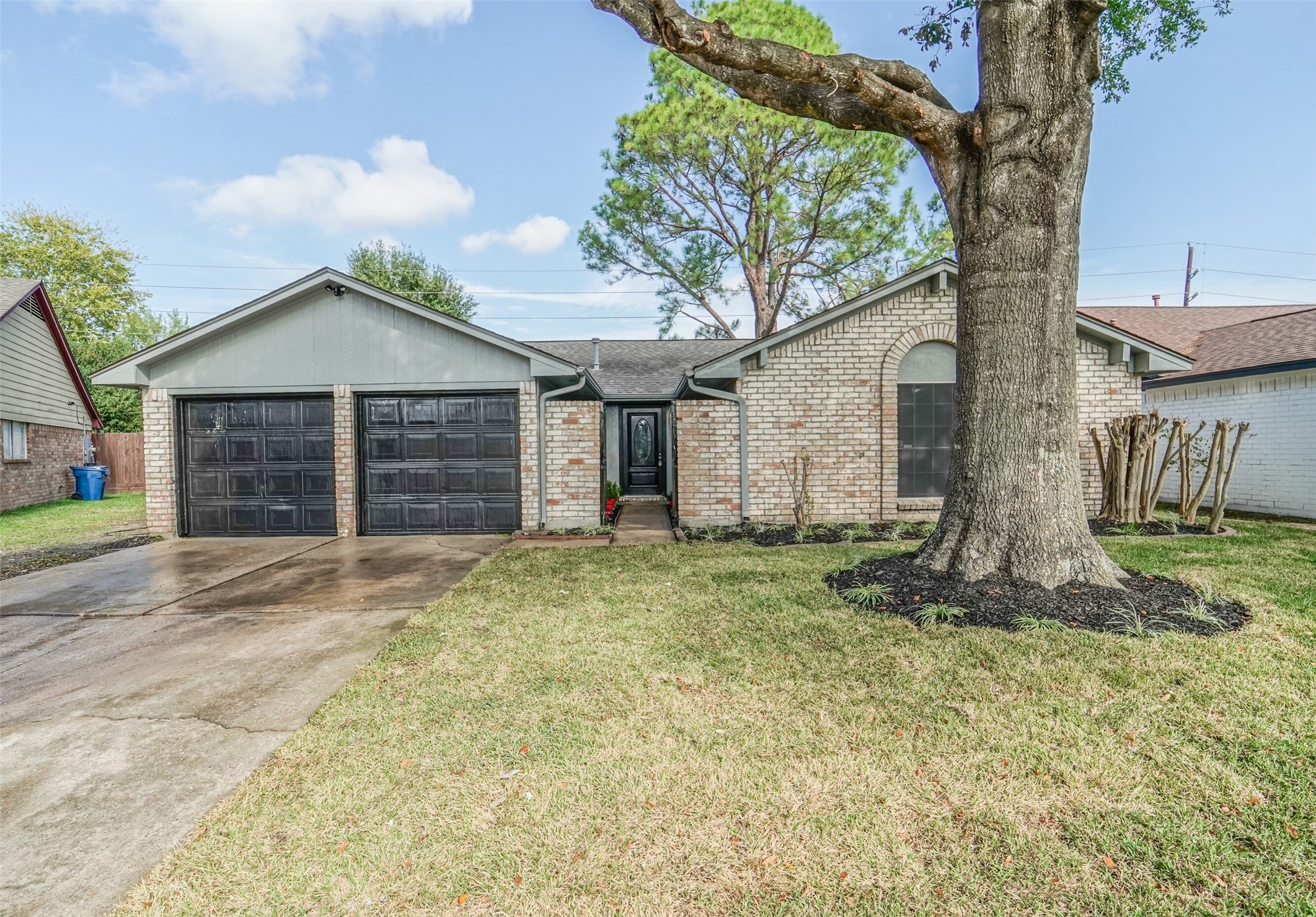 8742 Wildforest Drive Drive Houston TX 77088