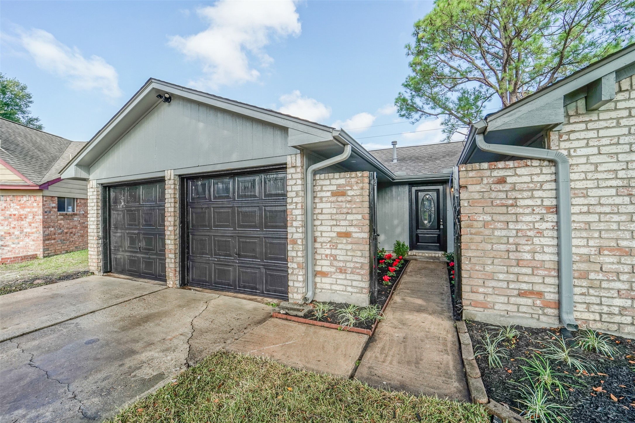 8742 Wildforest Drive Drive Houston TX 77088