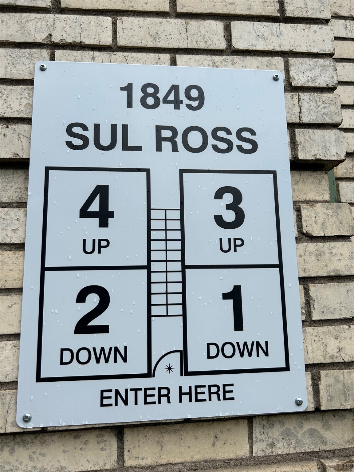 Unit layout of 1849 Sul Ross. - If you have additional questions regarding 1849 Sul Ross Street  in Houston or would like to tour the property with us call 800-660-1022 and reference MLS# 87898551.
