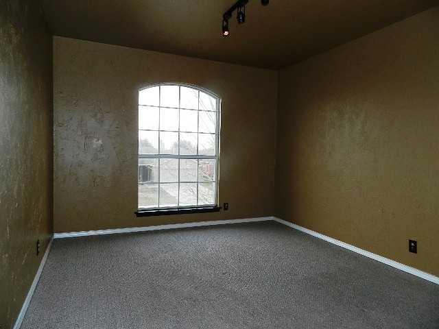 480 Britni Loop Loop Kyle TX 78640