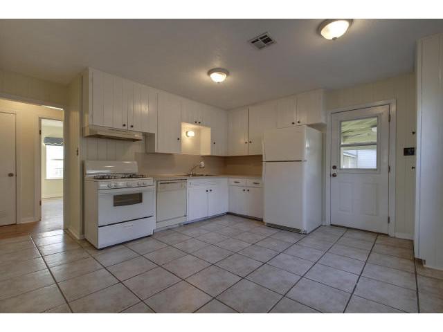 4908 Lynnwood Street Street Austin TX 78756