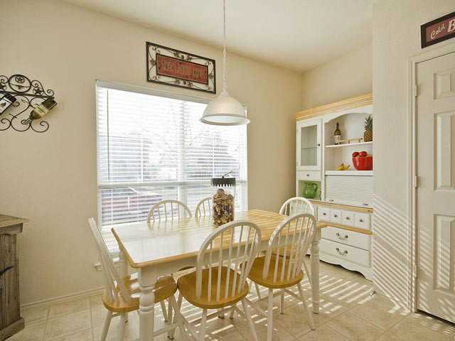 741 Sampson Kyle TX 78640